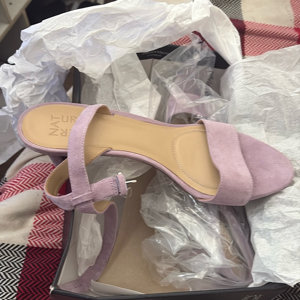 Lavender heels never been worn they were bought for wedding